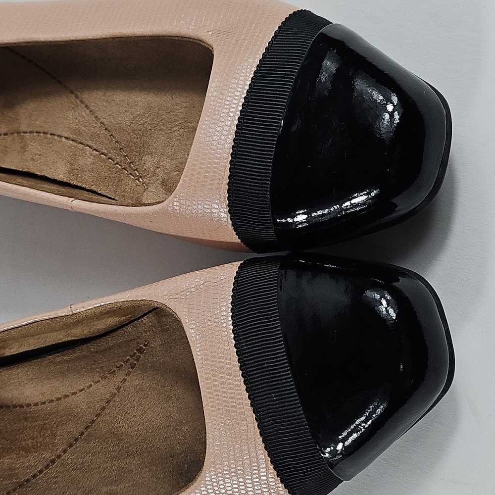 Clarks Artisan Keesha Rosa Leather Pink & Black Snakeskin Cap Toe Slip On Flat - Picture 5 of 16